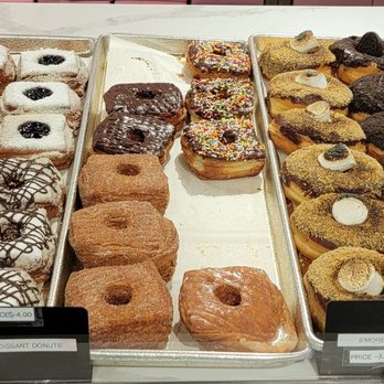 Bob’s Donuts - Donuts Near Me - Mill Valley, California