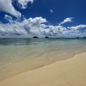 Lanikai Beach - Lanikai Beach in its most unadulterated form-taken early Spring - Beaches Near Me - Kailua, Hawaii Lanikai Beach - Lanikai Beach in its most unadulterated form-taken early Spring - Beaches Near Me - Kailua, Hawaii