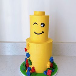 The Baekehaus - Lego themed cake