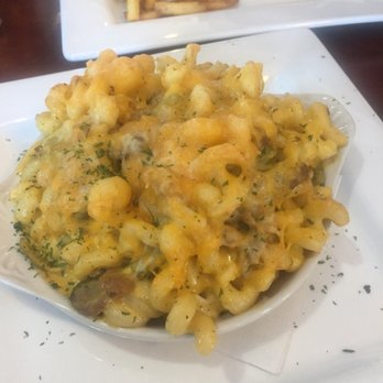 The Cottage Inn - Philly Mac & Cheese! - Pubs Near Me - Copenhagen, New York