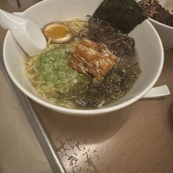 Momosan - Ramen Near Me - Ledyard, Connecticut