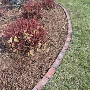 Vaughan Landscapes - Curved edging - Landscaping Near Me Vaughan Landscapes - Curved edging - Landscaping Near Me