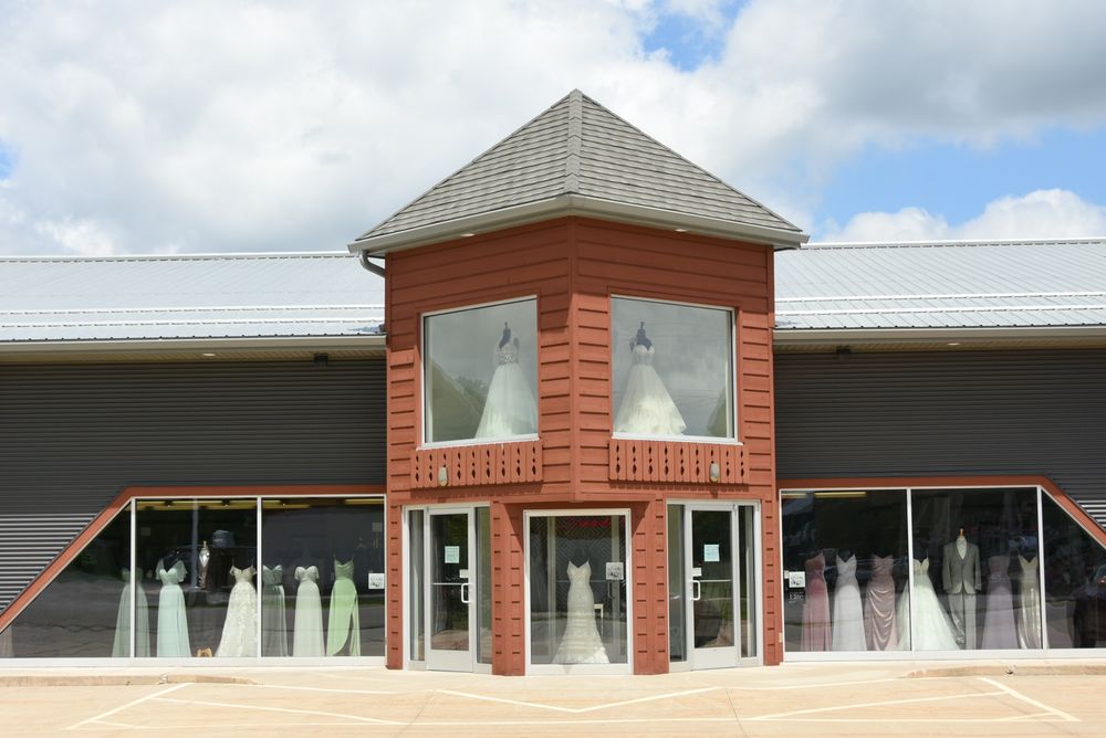 BRANDI’S BRIDAL GALLERIA Updated July 2024 24 Photos & 52 Reviews