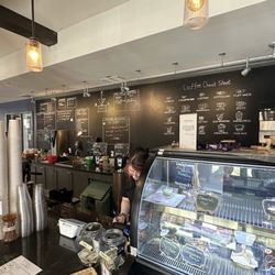The Broad Street Grind - Lots of great coffee and tea options!