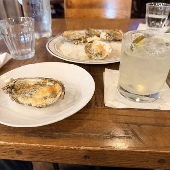 Mogans Oyster House - Oysters - Seafood Near Me - Salisbury, Maryland