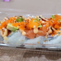 Vons - Salmon Poke roll for the win