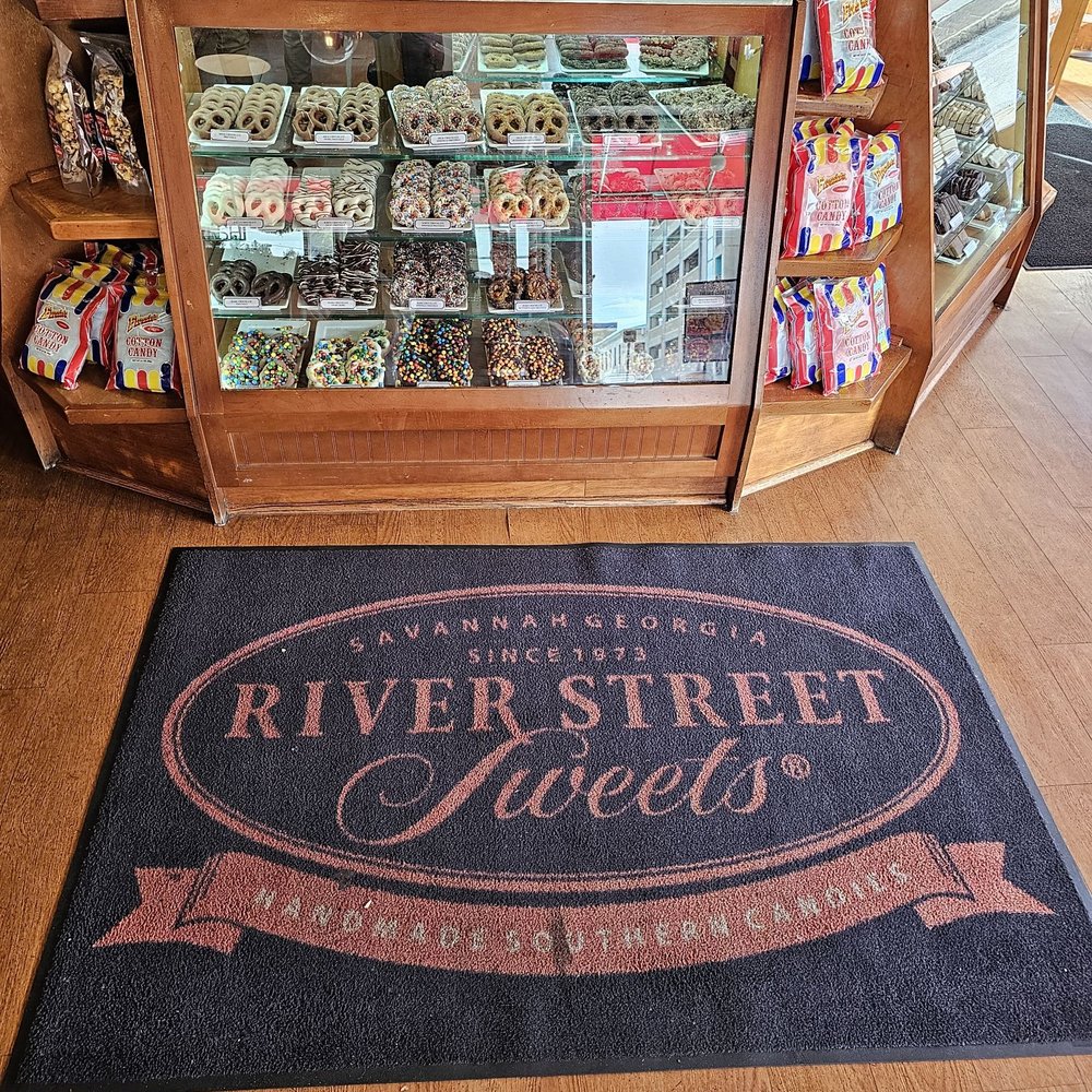 River Street Sweets - Desserts Near Me - Savannah, Georgia River Street Sweets - Desserts Near Me - Savannah, Georgia