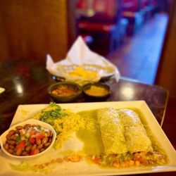 Don Ricardo's Bar & Grill - Enchiladas del Mar - full of supple shrimp pieces - loved it!
