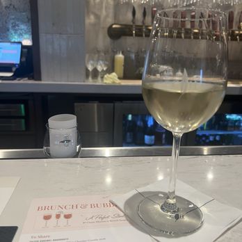 Cooper's Hawk Winery & Restaurant - Sauvignon Blanc at the bar - Wine Bars Near Me - Avondale, Arizona Cooper's Hawk Winery & Restaurant - Sauvignon Blanc at the bar - Wine Bars Near Me - Avondale, Arizona