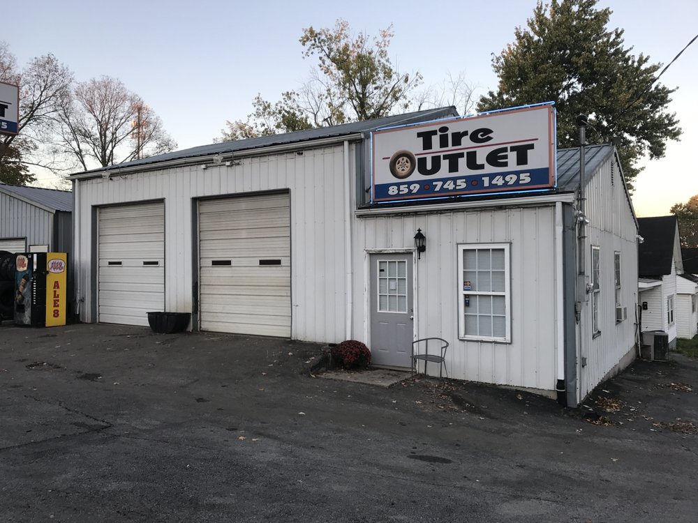 TIRE OUTLET Updated September 2024 508 N Maple St, Winchester