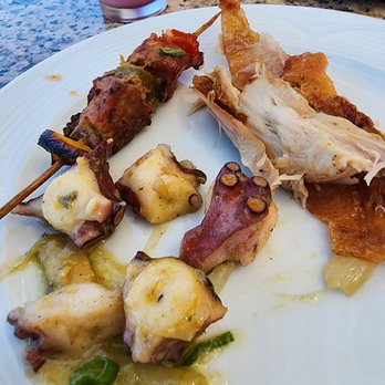 Vina Del Mar - Surf and turf ;) Roasted pig, octopus, and pork skewer - Buffets Near Me - Cancún, ROO