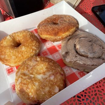 Damn Fine Hand Pies - Classic,Cinnamon Roll, Cinnamon sugar, and Blueberry/lemon filled donut. - Donuts Near Me - St. Louis, Missouri Damn Fine Hand Pies - Classic,Cinnamon Roll, Cinnamon sugar, and Blueberry/lemon filled donut. - Donuts Near Me - St. Louis, Missouri
