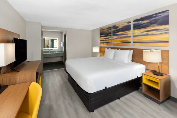 Days Inn by Wyndham Market Center Dallas Love Field by null