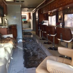 San Diego Productions - Our luxury production coach
