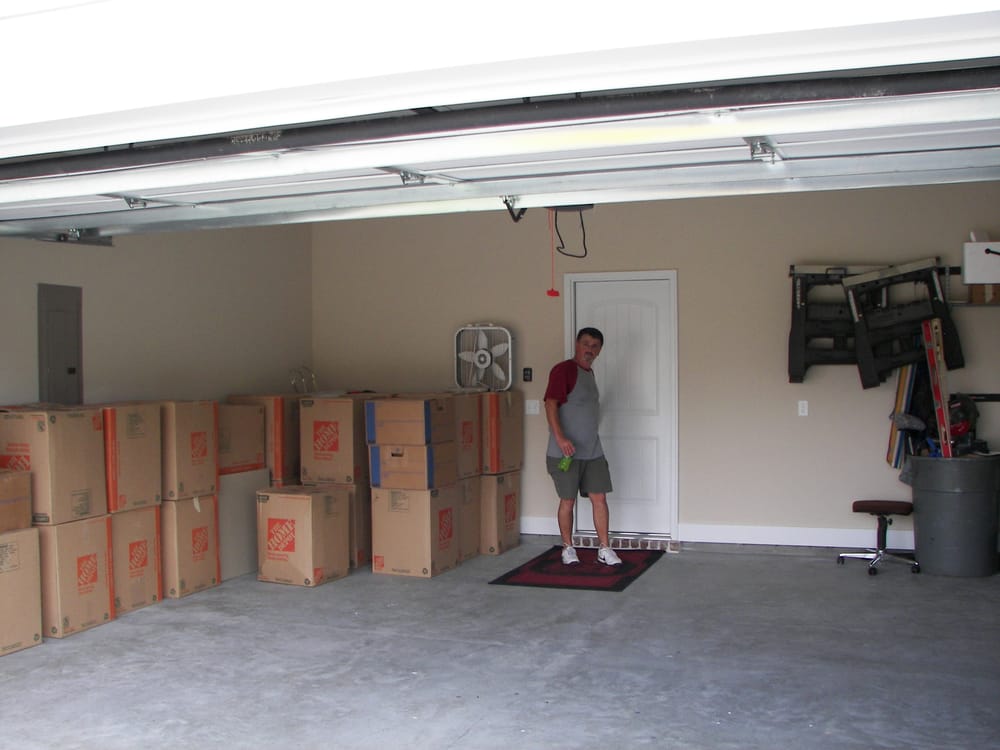 LOVEWINE & SONS MOVING, INC. 1941 Vassar St, Savannah,