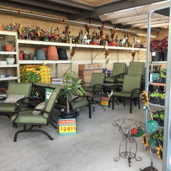 H-E-B - Lawn furniture - Drugstores Near Me - Round Rock, Texas