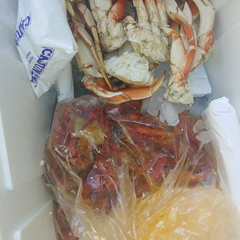 Kenney Seafood - Crab Legs and crawfish, the shrimp was cooking. - Seafood Markets Near Me - Slidell, Louisiana