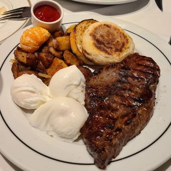 Abe & Louie's - Shaved Beef Hash - Steakhouses Near Me - Boston, Massachusetts