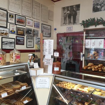 Half Moon Bay Bakery - Bakeries Near Me - Half Moon Bay, California Half Moon Bay Bakery - Bakeries Near Me - Half Moon Bay, California