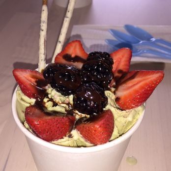 Class 520 - OMG...... this place just melting my heart and the Matcha Green Tea Strawberry is so gooooooooood !!!!! - Ice Cream & Frozen Yogurt Near Me - Rockville, Maryland Class 520 - OMG...... this place just melting my heart and the Matcha Green Tea Strawberry is so gooooooooood !!!!! - Ice Cream & Frozen Yogurt Near Me - Rockville, Maryland