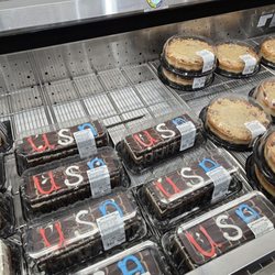 Costco - U.S.A. cake!!