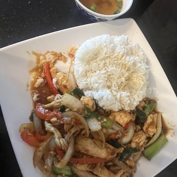 Pho 76 Restaurant & Bakery - Lemon grass stir fry and broth. - Vietnamese Near Me - Fresno, California Pho 76 Restaurant & Bakery - Lemon grass stir fry and broth. - Vietnamese Near Me - Fresno, California