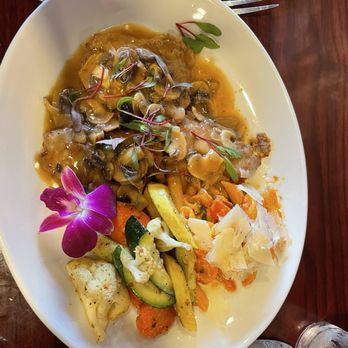 Giovannetti's - Veal Marsala - Italian Near Me - Vista, California Giovannetti's - Veal Marsala - Italian Near Me - Vista, California
