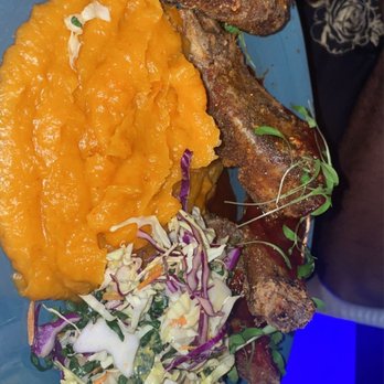 DOSALAS - Ribs, mashed sweet potatoes & coleslaw - Latin American Near Me - Vancouver, Washington DOSALAS - Ribs, mashed sweet potatoes & coleslaw - Latin American Near Me - Vancouver, Washington