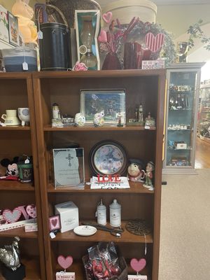 Miss Ruby's Antique & Collectibles by null