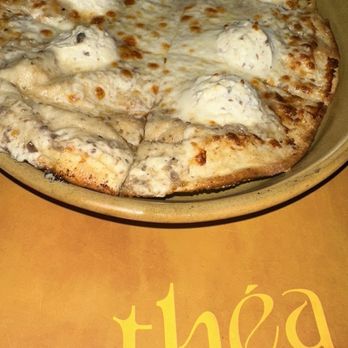 théa - Flatbread with ricotta on top and white sauce - Mediterranean Near Me - Phoenix, Arizona théa - Flatbread with ricotta on top and white sauce - Mediterranean Near Me - Phoenix, Arizona