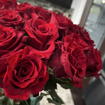 Florans - Florists Near Me - Edmonton, Alberta Florans - Florists Near Me - Edmonton, Alberta