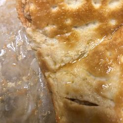 Gionino's Pizzeria of Pickerington - Uncooked, doughy center soaking wet