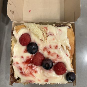Cinnies - Bakeries Near Me - Los Angeles, California