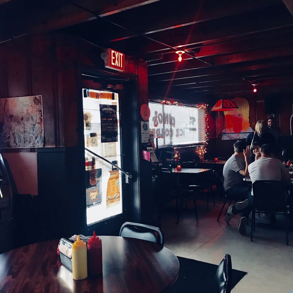 Dino's - American Near Me - Nashville, Tennessee