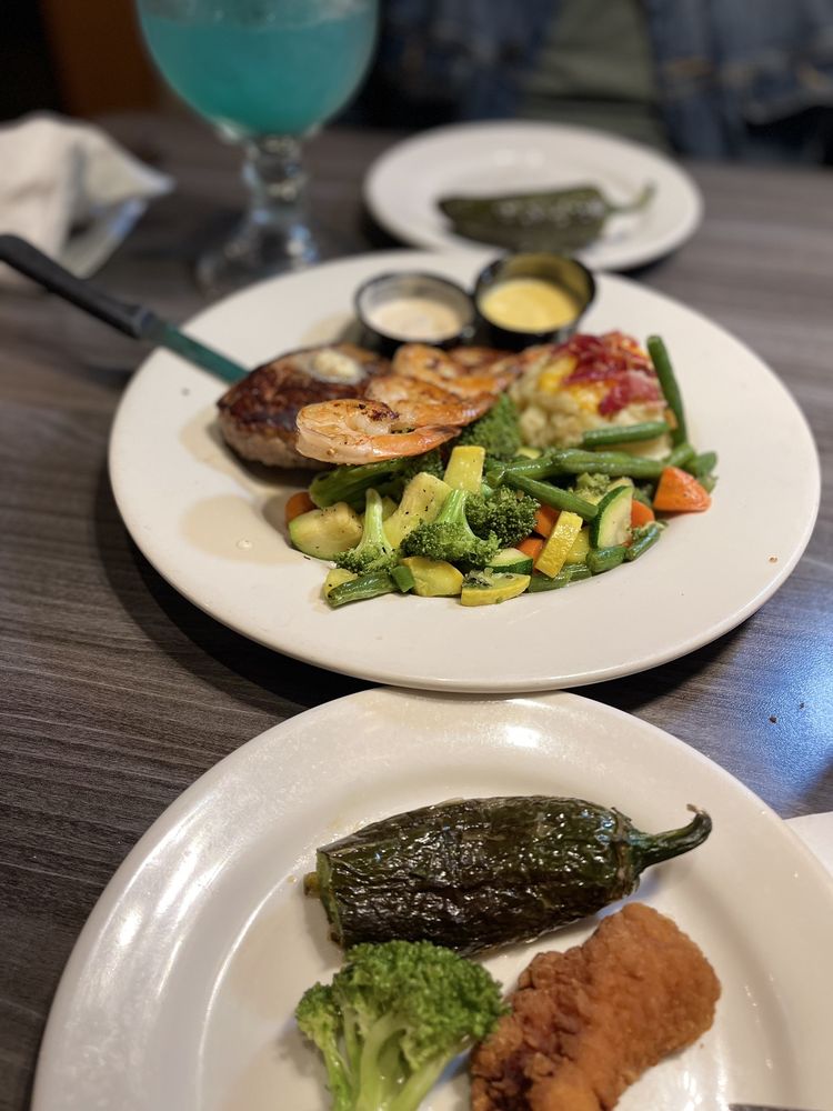 MARIE CALLENDER’S RESTAURANT & BAKERY Updated October 2024 216