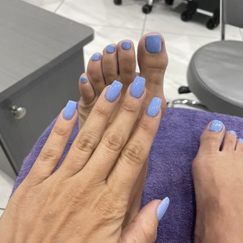 Grey Stone Nail Bar - Paws & Claws - Nail Salons Near Me - Frisco, Texas