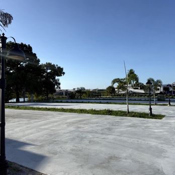 Taylor Creek RV Resort - RV Parks Near Me - Okeechobee, Florida Taylor Creek RV Resort - RV Parks Near Me - Okeechobee, Florida