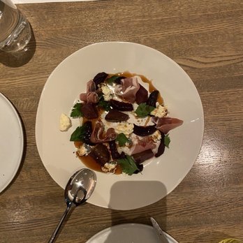 Apolonia - Roasted Beets - Modern European Near Me - Chicago, Illinois