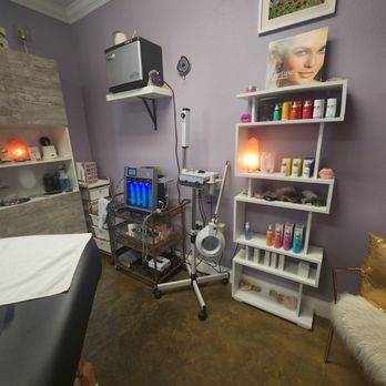 The Lash Brow Factory - Skin Care Near Me - Magnolia, Texas The Lash Brow Factory - Skin Care Near Me - Magnolia, Texas