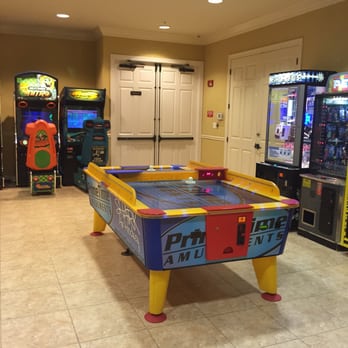 Vista Cay Resort - Arcade room - Hotels Near Me - Boynton Beach, Florida Vista Cay Resort - Arcade room - Hotels Near Me - Boynton Beach, Florida