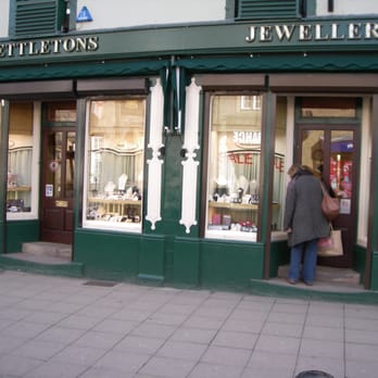 Nettleton Jewellers - Jewelry Near Me - Clitheroe, LAN Nettleton Jewellers - Jewelry Near Me - Clitheroe, LAN