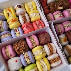 Love N Macarons