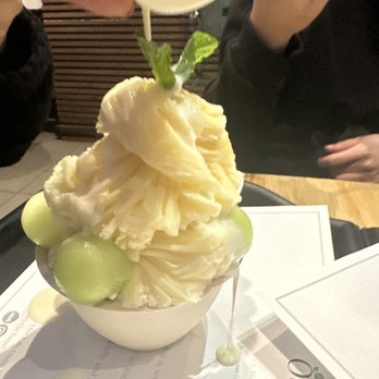 Oakobing - Single Mango Melon Shaved Ice - Shaved Ice Near Me - Los Angeles, California Oakobing - Single Mango Melon Shaved Ice - Shaved Ice Near Me - Los Angeles, California