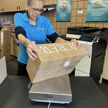 The UPS Store - Ready to help with packages to mail - Shipping Centers Near Me - Harrisburg, Pennsylvania