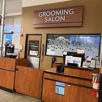 PetSmart - Pet Stores Near Me - Sherman Oaks, California