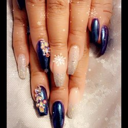 Bling nails & beauty bar