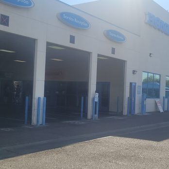 Bell Honda - Entrance to service area - Car Dealers Near Me - Phoenix, Arizona Bell Honda - Entrance to service area - Car Dealers Near Me - Phoenix, Arizona