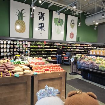 Uwajimaya - Fresh produce - International Grocery Near Me - Seattle, Washington Uwajimaya - Fresh produce - International Grocery Near Me - Seattle, Washington