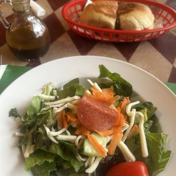 Rocky's Pizza - Salad and garlic bread - Pizza Near Me - Cleveland, Ohio