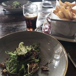 Wheatsheaf Inn - Scallops with crispy bacon, garlic and a hazelnut oil served with a frizze salad....delicious